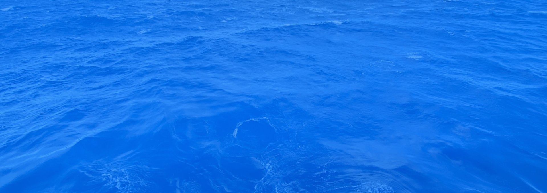 filter-ship-bg-image-ocean