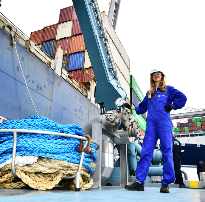 Header - Girl on ship bunkering