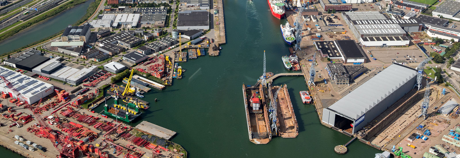 An aerial photo of the port of Rotterdam